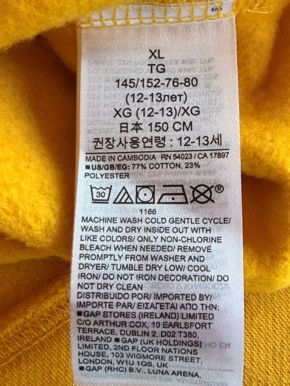 GAP girls crewneck